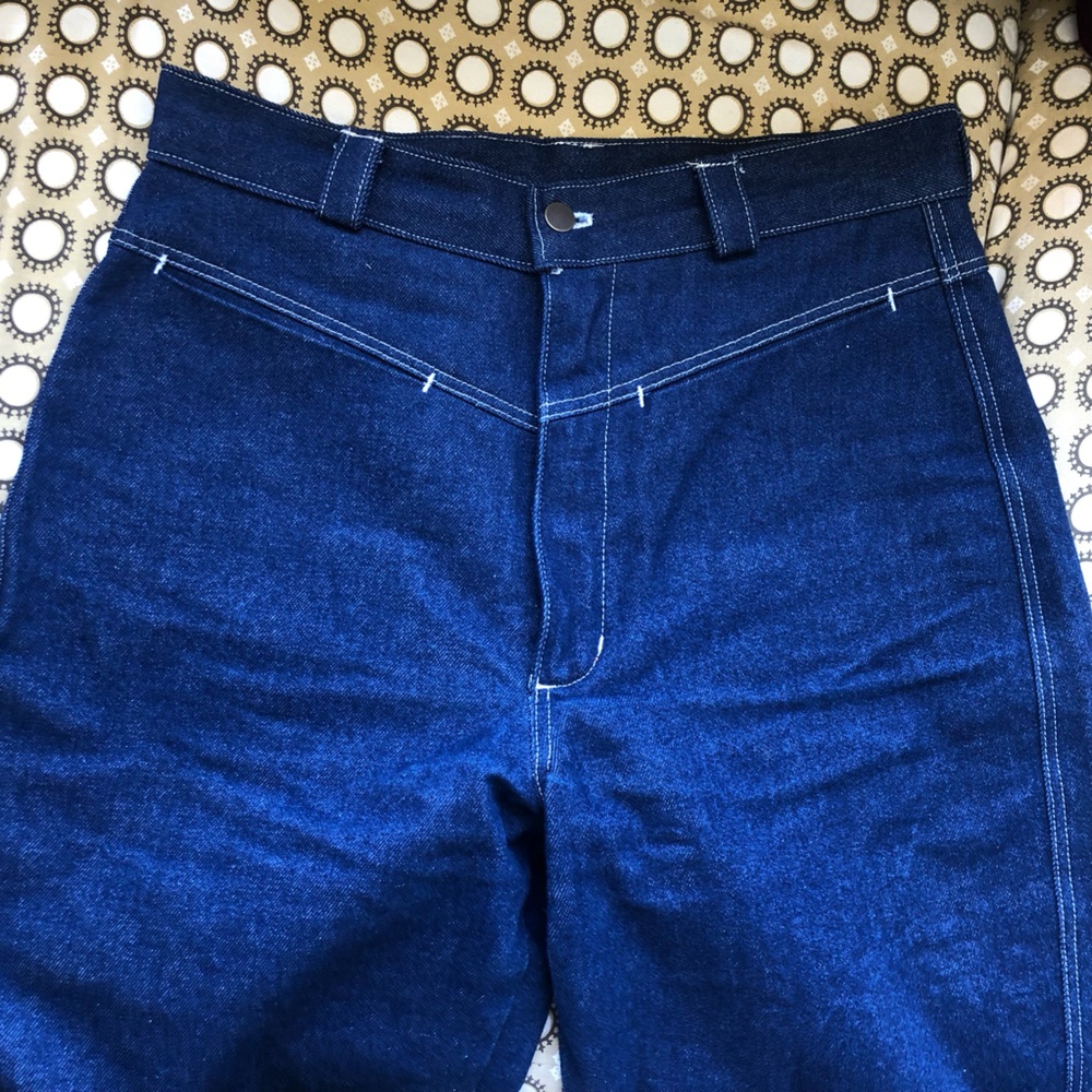 Artisan made Barrel Leg Jeans - Picture 3 of 10